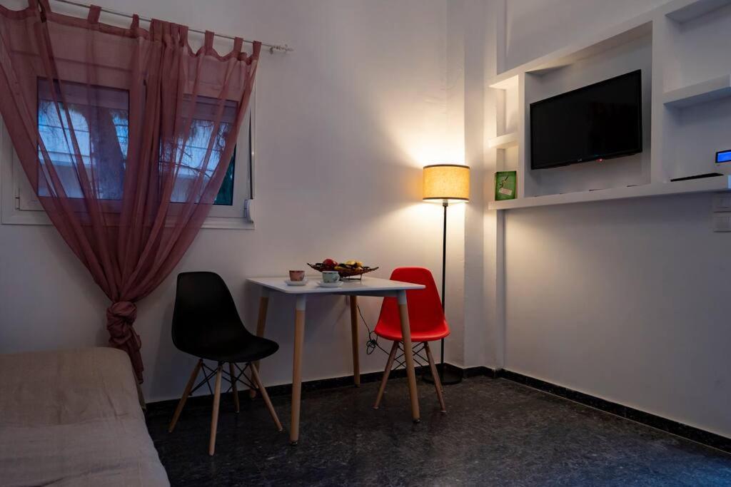 アテネLoftliving 1 By Αττικο Νοσοκομειοアパートメント エクステリア 写真